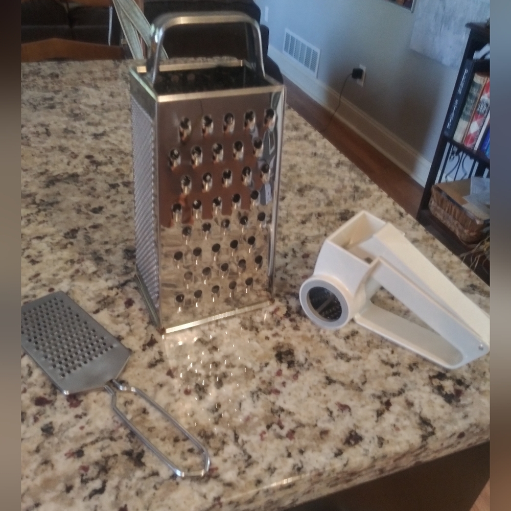 Set of 3 Kitchen Graters